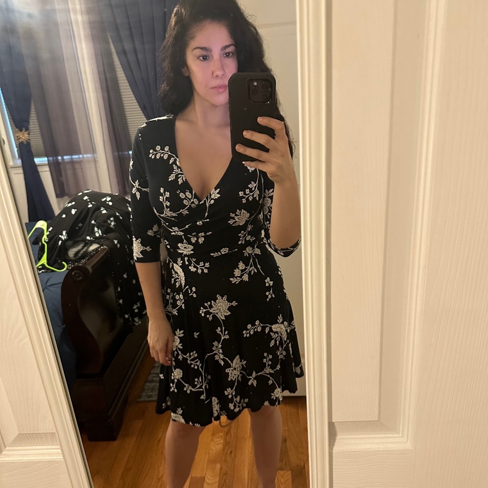 Cocktail dress - Picture 1 of 4